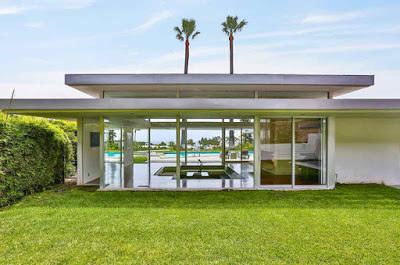 Casa Moderna a la Venta en Hollywood Casa Moderna a la Venta en Hollywood