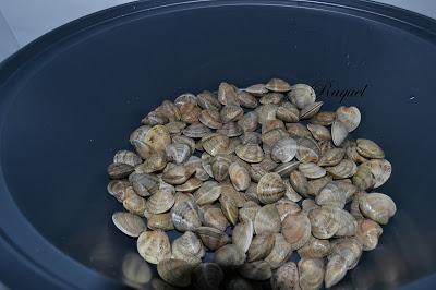 Merluza con Gambas y Almejas en Salsa Merluza con Gambas y Almejas en Salsa