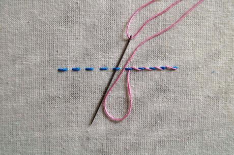 Puntos de bordado: bastilla / Embroidery stitches: laced running stitch Puntos de bordado: bastilla / Embroidery stitches: laced running stitch