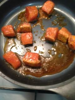 BROCHETAS DE LOMO ADOBADO Y MEMBRILLO BROCHETAS DE LOMO ADOBADO Y MEMBRILLO