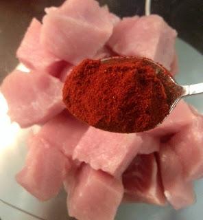 BROCHETAS DE LOMO ADOBADO Y MEMBRILLO BROCHETAS DE LOMO ADOBADO Y MEMBRILLO