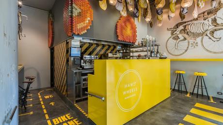 Ham on Wheels, un fast food que combina la cultura urbana del ciclismo con la cocina catalana