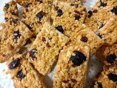 BARRITAS DE CEREZAS Y AVENA INTEGRAL BARRITAS DE CEREZAS Y AVENA INTEGRAL