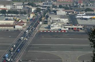 Aeropuerto o carretera: el aeropuerto de Gibraltar aeropuerto de Gibraltar