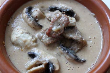 fricandó de ternera y champis. Reto#52 semanas 20/52 fricandó de ternera_mamiclic_destacada