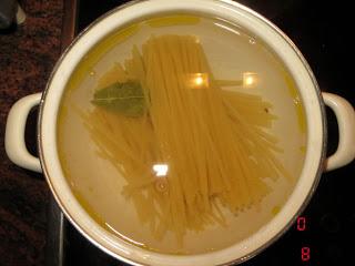 PASTA A LA CUBANA PASTA A LA CUBANA