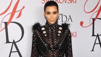 Pharrell Williams salva a Kim Kardashian , de morir quemada Pharrell Williams salva a Kim Kardashian , de morir quemada