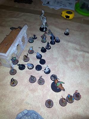 Orcos de Moria vs Enanos, ¡a muerte! Orcos de Moria vs Enanos, ¡a muerte!