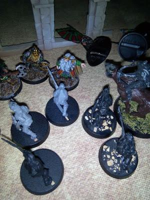 Orcos de Moria vs Enanos, ¡a muerte! Orcos de Moria vs Enanos, ¡a muerte!