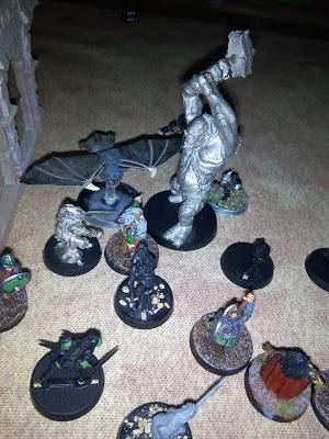 Orcos de Moria vs Enanos, ¡a muerte! Orcos de Moria vs Enanos, ¡a muerte!