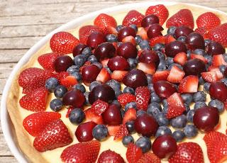 Tarta de crema con frutos rojos Tarta de crema con frutos rojos