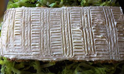 Tarta Salada de Salmón, Jamón de York y Queso con Nueces Tarta Salada de Salmón, Jamón de York y Queso con Nueces