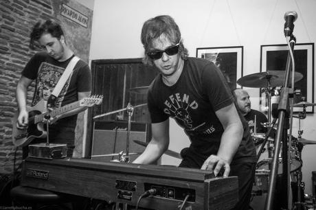 CRÓNICA CONCIERTO HANDICAP | SALA BLANCO Y NEGRO Handicap