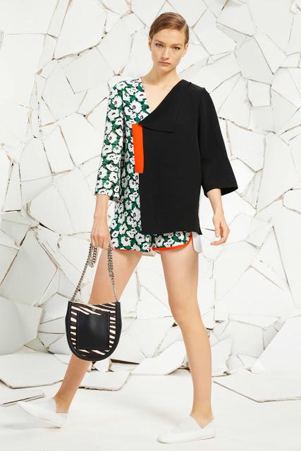 Stella McCartney nos trae motivos florales y encaje para su colección de crucero Stella McCartney nos trae motivos florales y encaje para su colección de crucero