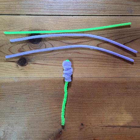 Flores de limpiapipas para decorar flor de lavanda