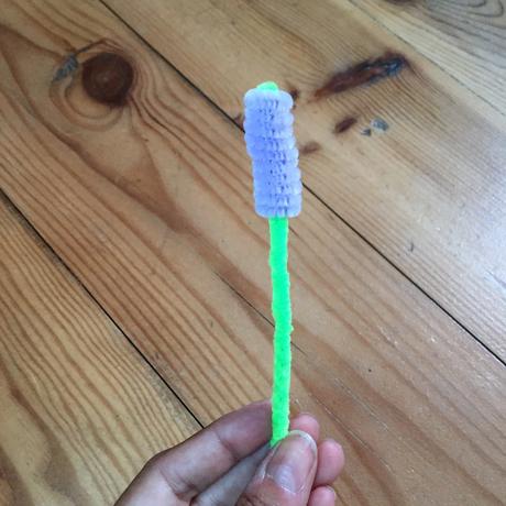 Flores de limpiapipas para decorar lavanda