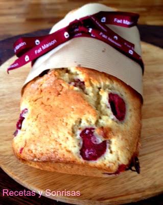 BIZCOCHO DE FRAMBUESAS BIZCOCHO DE FRAMBUESAS