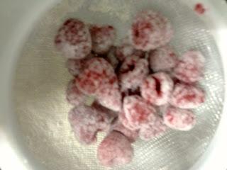 BIZCOCHO DE FRAMBUESAS BIZCOCHO DE FRAMBUESAS