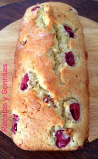 BIZCOCHO DE FRAMBUESAS BIZCOCHO DE FRAMBUESAS