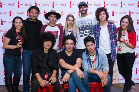 El “Internet Fan Fest” de Coca-Cola FM, reunió a 8 reconocidos youtubers latinoamericanos y a sus fans.