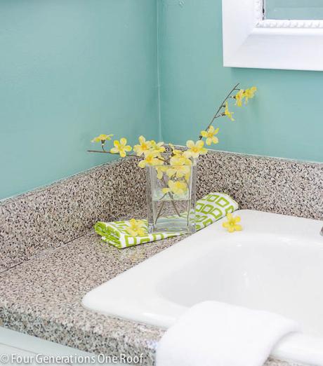 ANTES/DESPUÉS: DARLE VIDA A UN BAÑO ANTES/DESPUÉS: DARLE VIDA A UN BAÑO