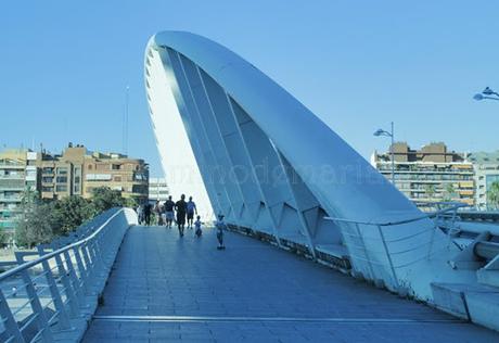 De camino al mar, los puentes más bonitos de Valencia
