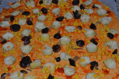 Pizza de Alcachofas Maíz y Fredolics Pizza de Alcachofas Maíz y Fredolics