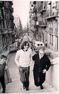 Domingo 14, Canciones serratianas con nombre de mujer en el Laberint de Wonderland Domingo 14, Canciones serratianas con nombre de mujer en el Laberint de Wonderland