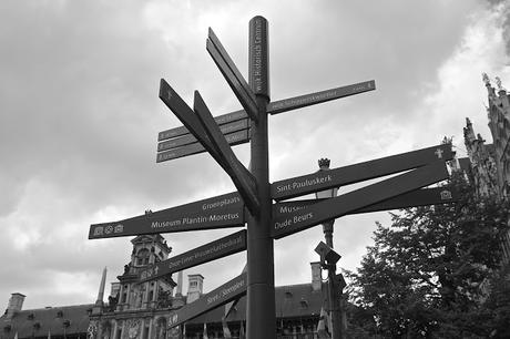 AMBERES EN UN DÍA AMBERES EN UN DÍA