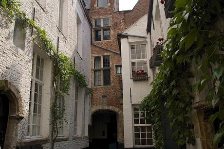 AMBERES EN UN DÍA AMBERES EN UN DÍA