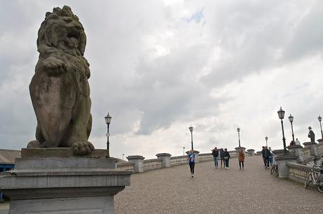 AMBERES EN UN DÍA AMBERES EN UN DÍA