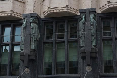 AMBERES EN UN DÍA AMBERES EN UN DÍA