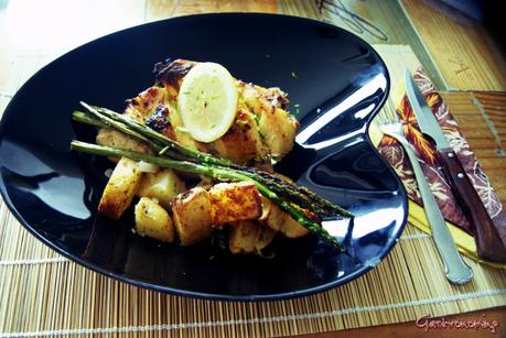 Pollo de campo con patatas al limón y espárragos trigueros Pollo de campo con patatas al limón y espárragos trigueros