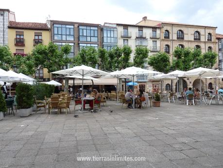 Soria, 200 kilómetros y 100 años Plaza Mayor de Soria