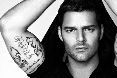 Ricky Martin presenta el video de 'La mordidita'