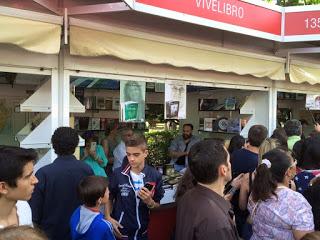 viveLibro despide la Feria del Libro de Madrid 2015 con gran éxito de ventas