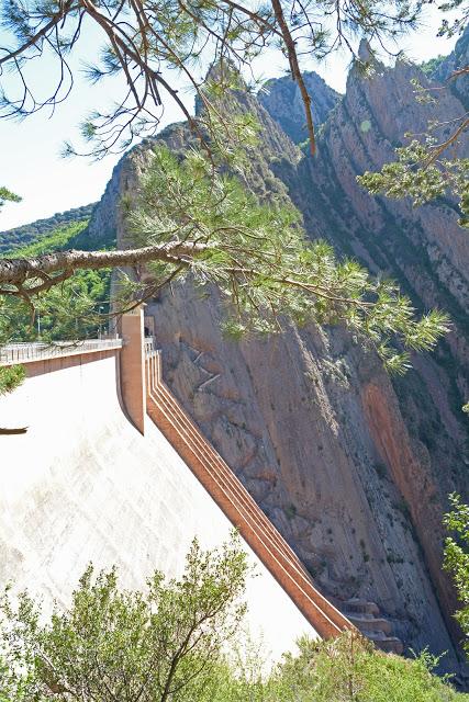 Escalada en Sopeira, Vía Xin-Xan (200mt V+) Escalada en Sopeira, Vía Xin-Xan (200mt V+)