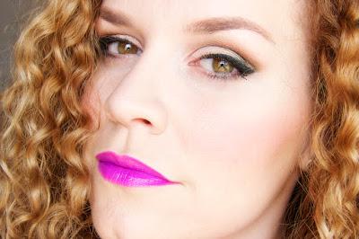 Look Stash Violet lips Look Stash Violet lips