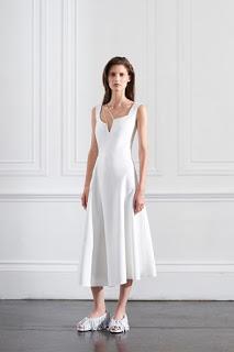 Victoria Beckham presenta su colección de crucero 2016