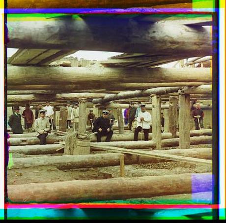 Los viajes de Sergey Prokudin-Gorsky Fábrica de cemento cerca del río Oka en 1912.