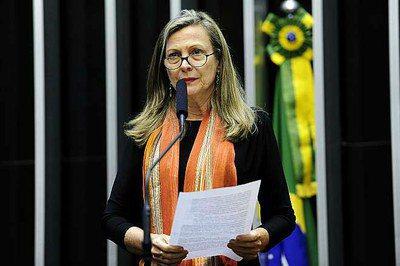 Entrevista a Maria Lúcia Fattorelli, miembro del Comité de Auditoría de la Deuda Griega “La Deuda Pública es un megasistema de corrupción institucionalizado” Entrevista a Maria Lúcia Fattorelli, miembro del Comité de Auditoría de la Deuda Griega “La Deuda Pública es un megasistema de corrupción institucionalizado”