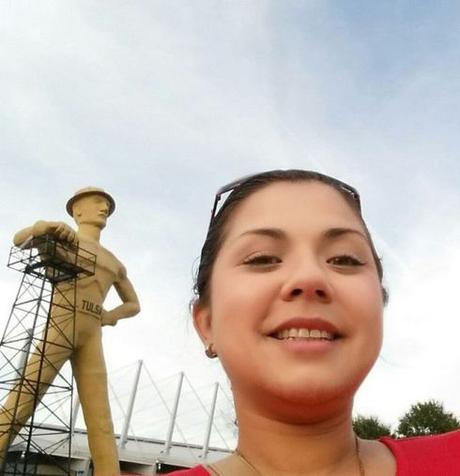 Daniella Morrell sobre Te voy a llevar al cielo: Los trasbastidores de un país Daniella Morrel es comunicadora audiovisual egresada de la Universidad Rafael Belloso Chacín, URBE.