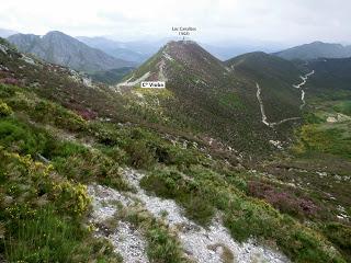 Pico Entrecolladas-Corral de los Diablos