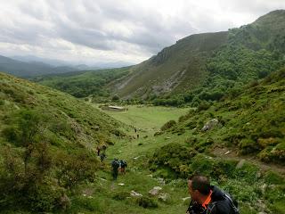 Pico Entrecolladas-Corral de los Diablos