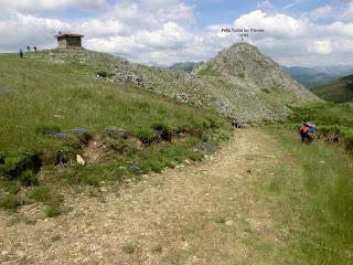 Pico Entrecolladas-Corral de los Diablos