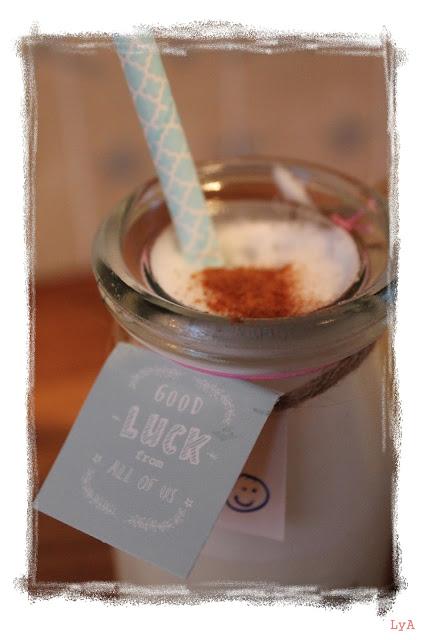 Leche merengada ... la bebida madrileña por excelencia ... para el 8ª Reto de la Marquesa de Parabere Leche merengada ... la bebida madrileña por excelencia ... para el 8ª Reto de la Marquesa de Parabere