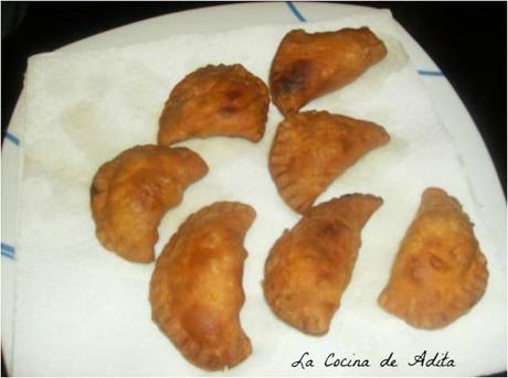 Empanadillas rellenas, de bonito en escbeche