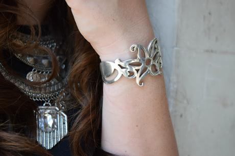 Black and silver details Black and silver details