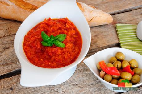 COMO HACER TOMATE FRITO CASERO ( CON THERMOMIX Y A MANO) photo salsa de tomate_zpsi8h2osrm.jpg