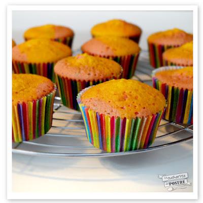 CUPCAKES PIÑATA DE VAINILLA / VANILLA PINATA CUPCAKES CUPCAKES PIÑATA DE VAINILLA / VANILLA PINATA CUPCAKES